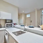 Charmant Appartement A Saint Germain